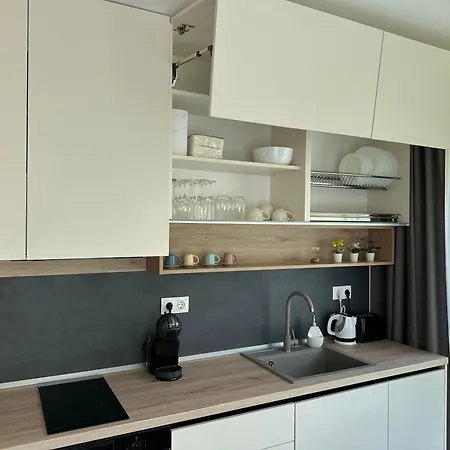 Elinor - 3 Appartement *